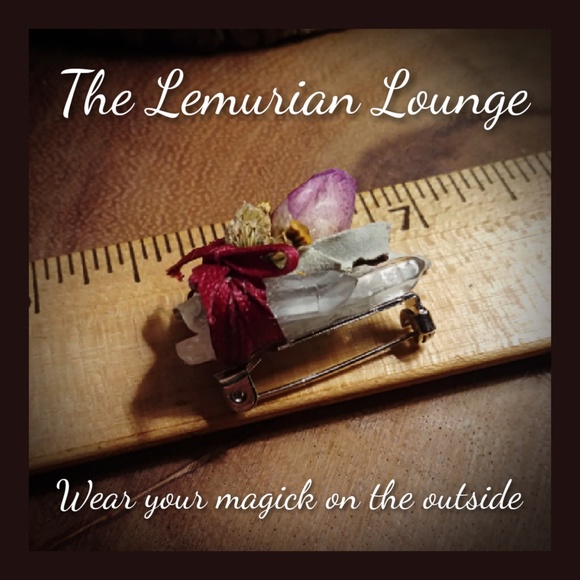 Handcrafted Boho Gypsy Barn Wedding Pin Corsage - Picture 3 of 4